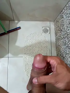 Snapshot of garoto-pirocudo chatting on March 2025 03:09:02 AM garoto-pirocudo online show from March 2025 03:09:02 AM