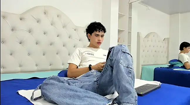 Aiiden 15 online show from March 2025 02:34:02 PM