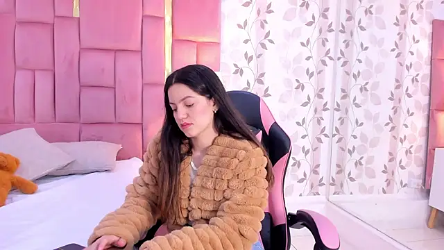 ArianaFranco online show from October 2025 01:09:02 PM