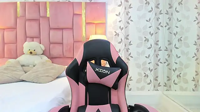 ArianaFranco online show from March 2026 02:56:02 PM