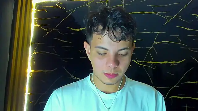 Alessandro 1610 online show from April 2026 03:40:02 AM