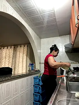 Carola-Ross online show from November 2025 06:09:02 PM