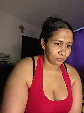 Snapshot of Carola-Ross chatting on April 2026 05:51:02 PM Carola-Ross online show from April 2026 05:51:02 PM