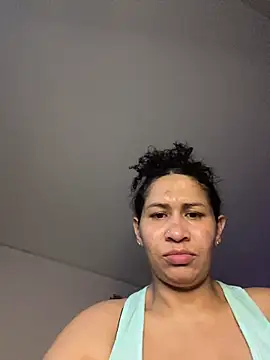 Snapshot of Carola-Ross chatting on April 2026 07:31:02 PM Carola-Ross online show from April 2026 07:31:02 PM