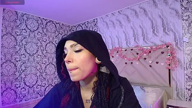 Snapshot of Issa_tay1 chatting on May 2026 07:08:01 PM Issa tay1 online show from May 2026 07:08:01 PM