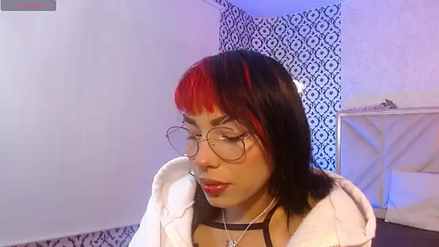 Snapshot of Issa_tay1 chatting on May 2026 03:15:02 AM Issa tay1 online show from May 2026 03:15:02 AM