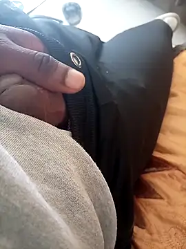 Snapshot of Cumboy2567 chatting on October 2025 10:18:01 AM Cumboy2567 online show from October 2025 10:18:01 AM