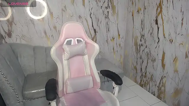 Snapshot of Bily_Takure_v chatting on March 2025 12:47:01 PM Bily Takure v online show from March 2025 12:47:01 PM