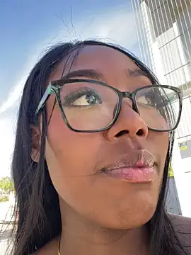 ThianaLopez online show from September 2025 09:23:02 AM