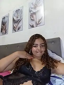 Snapshot of jade_Hellena chatting on June 2026 05:08:01 PM jade Hellena online show from June 2026 05:08:01 PM