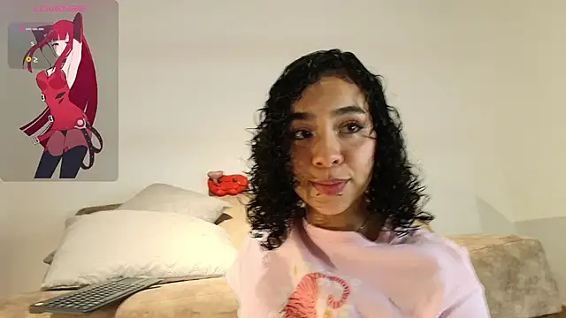 Snapshot of Dhalila_ chatting on July 2026 08:16:02 PM Dhalila online show from July 2026 08:16:02 PM