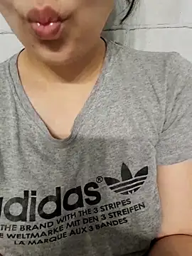 Snapshot of Emily_homegirl chatting on February 2025 06:33:02 PM Emily homegirl online show from February 2025 06:33:02 PM