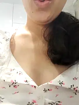 Snapshot of Emily_homegirl chatting on February 2025 01:06:01 PM Emily homegirl online show from February 2025 01:06:01 PM