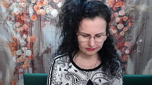 Miroslava Happi online show from April 2026 05:29:01 AM