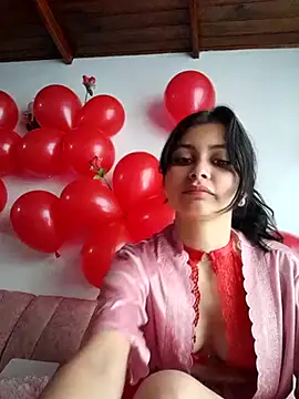 CHLOE ISABELL online show from February 2025 02:44:01 PM