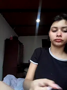 CHLOE ISABELL online show from October 2025 07:02:02 PM