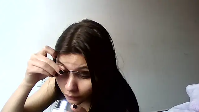 CHLOE ISABELL online show from April 2026 04:56:02 PM