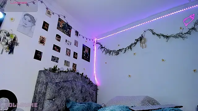 roxxystar  online show from March 2025 06:13:02 AM