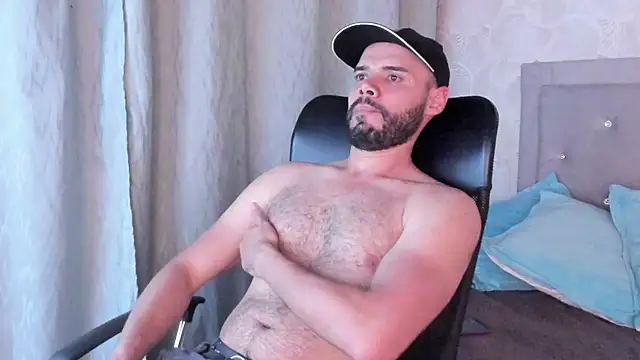 Snapshot of Luke_Diaz7 chatting on March 2025 07:35:02 PM Luke Diaz7 online show from March 2025 07:35:02 PM