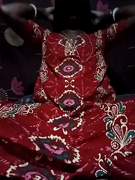 Snapshot of CuteRani001 chatting on October 2025 02:29:01 PM CuteRani001 online show from October 2025 02:29:01 PM