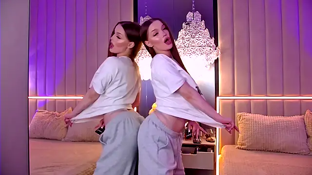 AlexaBright online show from October 2025 05:35:02 PM