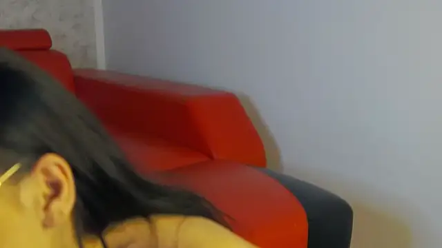 Snapshot of Foxy_Rosee chatting on November 2025 06:24:02 PM Foxy Rosee online show from November 2025 06:24:02 PM