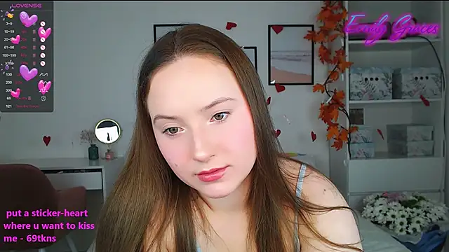 Snapshot of EmilyxxGraces chatting on February 2025 09:41:02 PM EmilyxxGraces online show from February 2025 09:41:02 PM