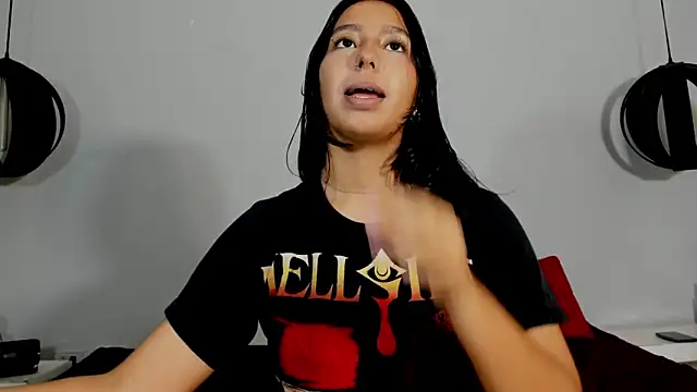 ParanoidTemptaion  online show from February 2025 03:42:02 AM