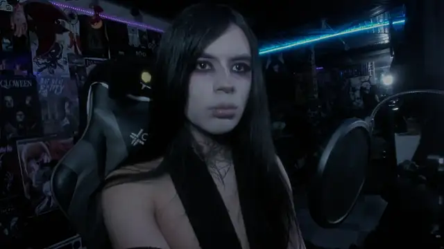 Snapshot of rotten_dreams chatting on February 2025 10:04:02 PM rotten dreams online show from February 2025 10:04:02 PM