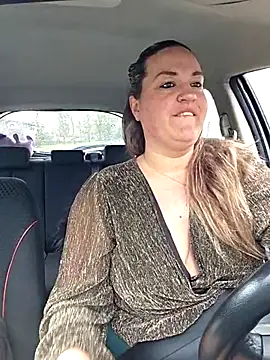 justtess online show from February 2026 10:44:02 AM