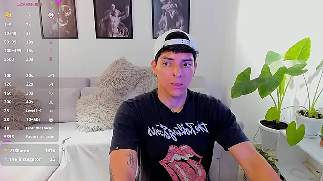  JacobMiller   online show from February 2025 09:24:02 PM