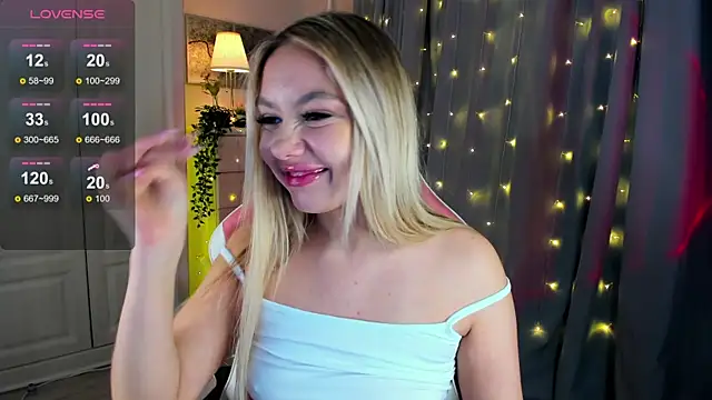 Snapshot of _Loneve__ chatting on March 2025 10:32:02 PM  Loneve   online show from March 2025 10:32:02 PM