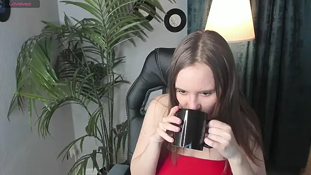 Lika 0ne online show from March 2025 12:18:02 PM