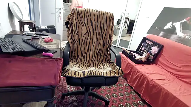 Snapshot of Chanel_Noire chatting on September 2025 02:51:01 PM Chanel Noire online show from September 2025 02:51:01 PM