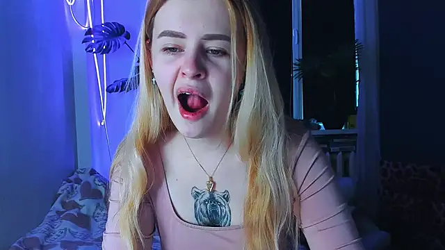 Alexa Pirs online show from March 2025 06:03:02 AM