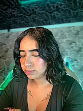 Scarlett-LS online show from November 2025 02:12:01 AM