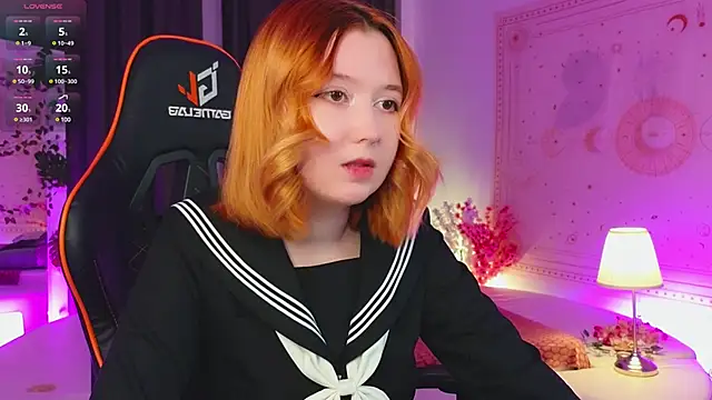 Snapshot of MizukiNoYoru chatting on February 2025 03:27:01 PM MizukiNoYoru online show from February 2025 03:27:01 PM