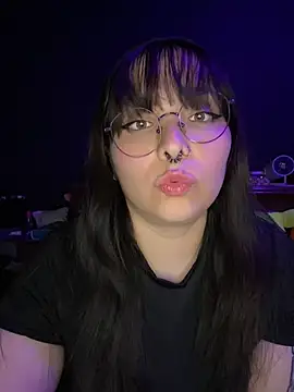 Solo yoss online show from June 2026 06:12:02 AM