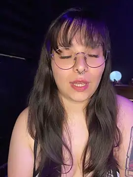 Solo yoss online show from June 2026 06:35:01 AM