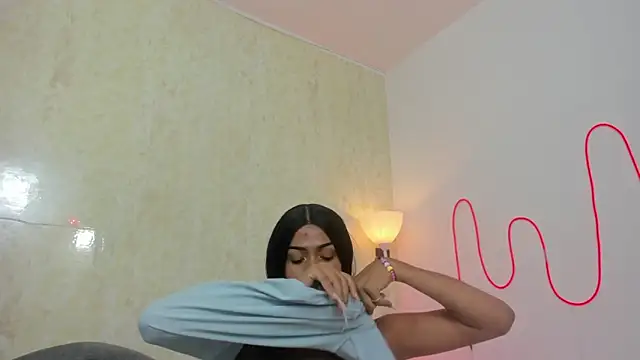 AntoniSantoss online show from September 2025 07:38:01 PM