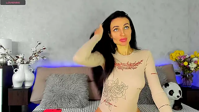 Tina Mart online show from October 2025 11:27:01 AM