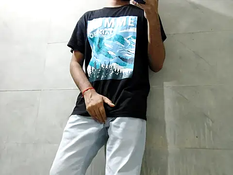 Lustyluckyy online show from October 2025 07:11:02 PM