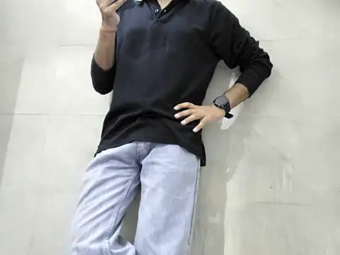 Lustyluckyy online show from November 2025 04:42:01 PM