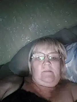 Violet5364 online show from November 2025 09:37:02 PM