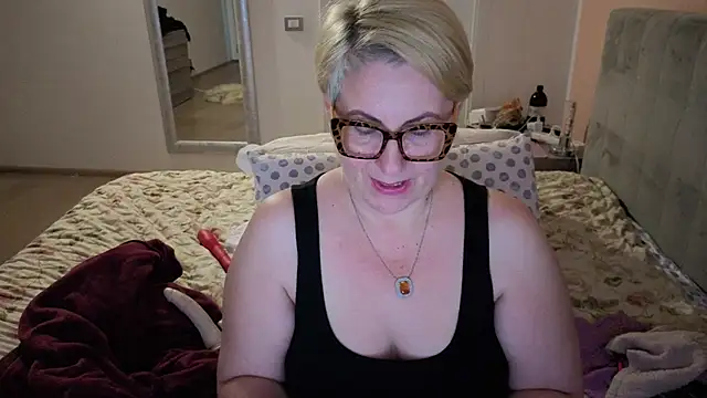 Snapshot of Pumabionda chatting on December 2025 10:20:02 AM Pumabionda online show from December 2025 10:20:02 AM