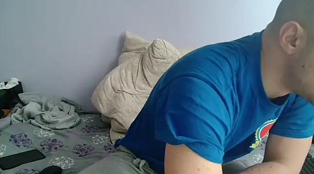 OskarBreno online show from February 2025 01:52:02 PM