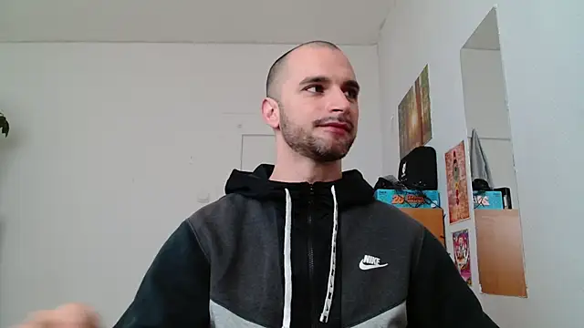 OskarBreno online show from May 2026 06:51:02 AM