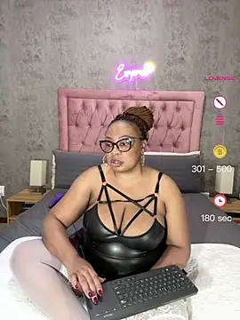 VixenRoyaleX online show from July 2026 03:56:02 AM