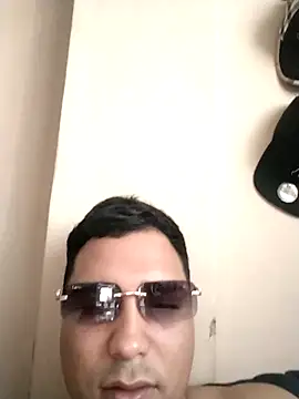 Snapshot of avit902 chatting on April 2026 02:06:01 PM avit902 online show from April 2026 02:06:01 PM