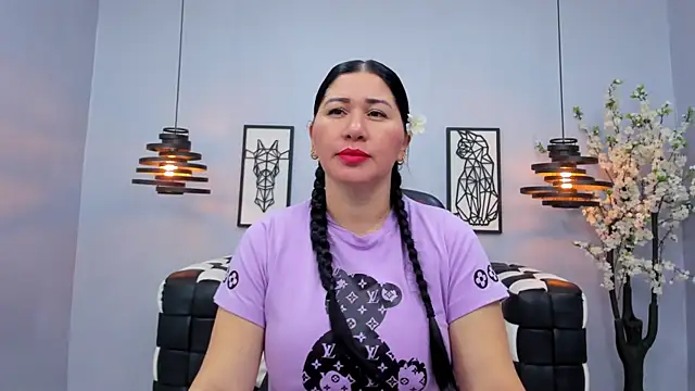 Layla palmer online show from February 2025 10:10:01 PM